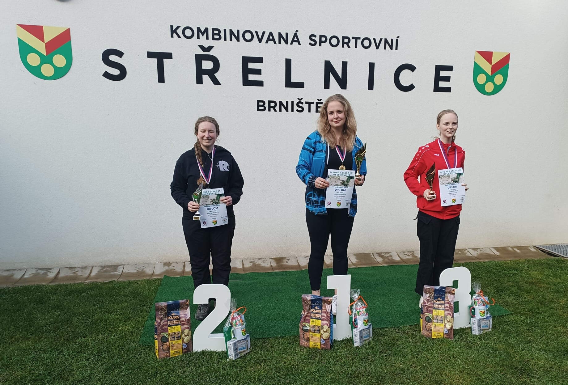 Kačka opět na bedně